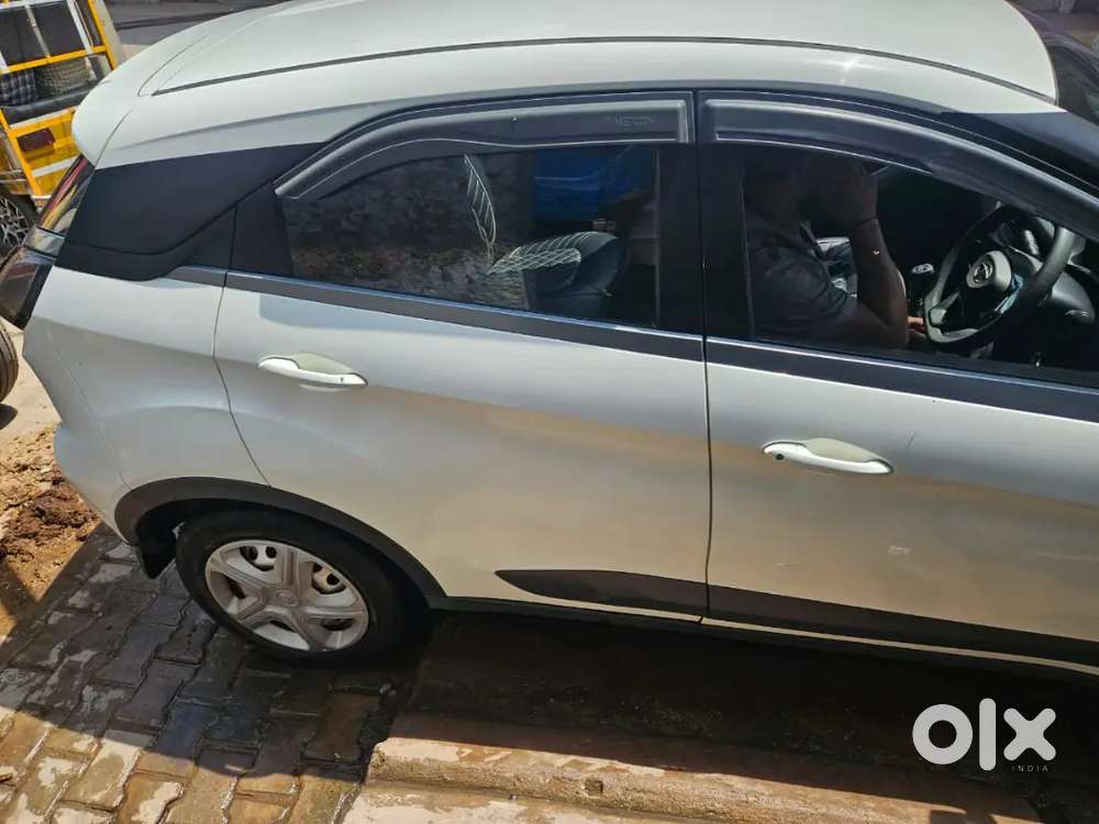 Tata Nexon Diesel Manual 2nd Owner 2021