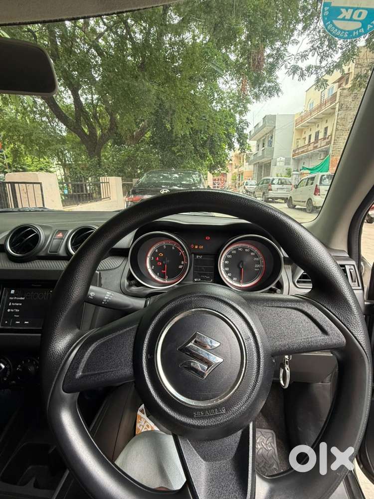 I Want To Sell Ky Maruti Swift Only 18000 Km Driven Company Record .