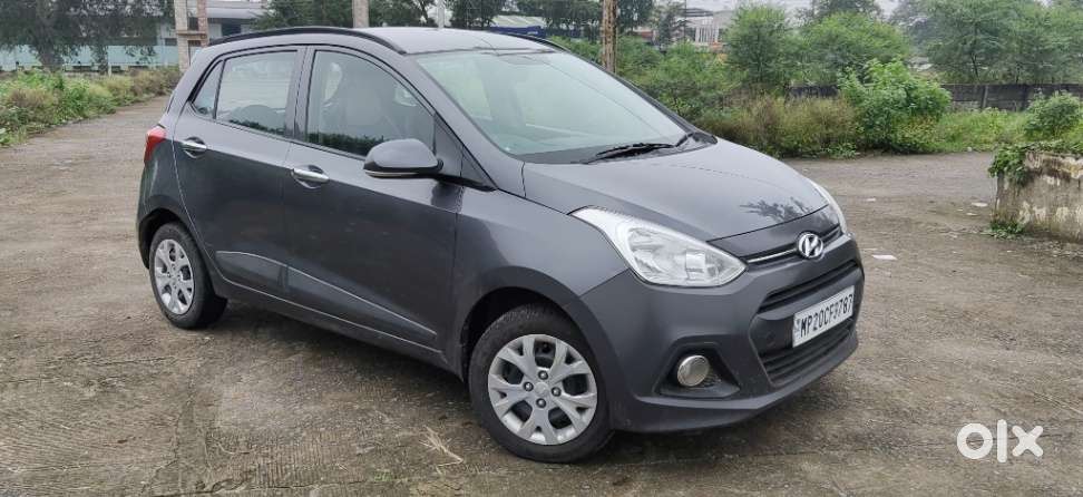 Hyundai Grand I10 Sportz, 2016, Petrol