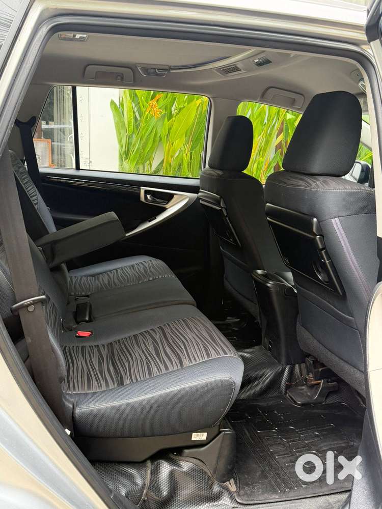Toyota Innova Crysta 2.4 V, 2018, Diesel
