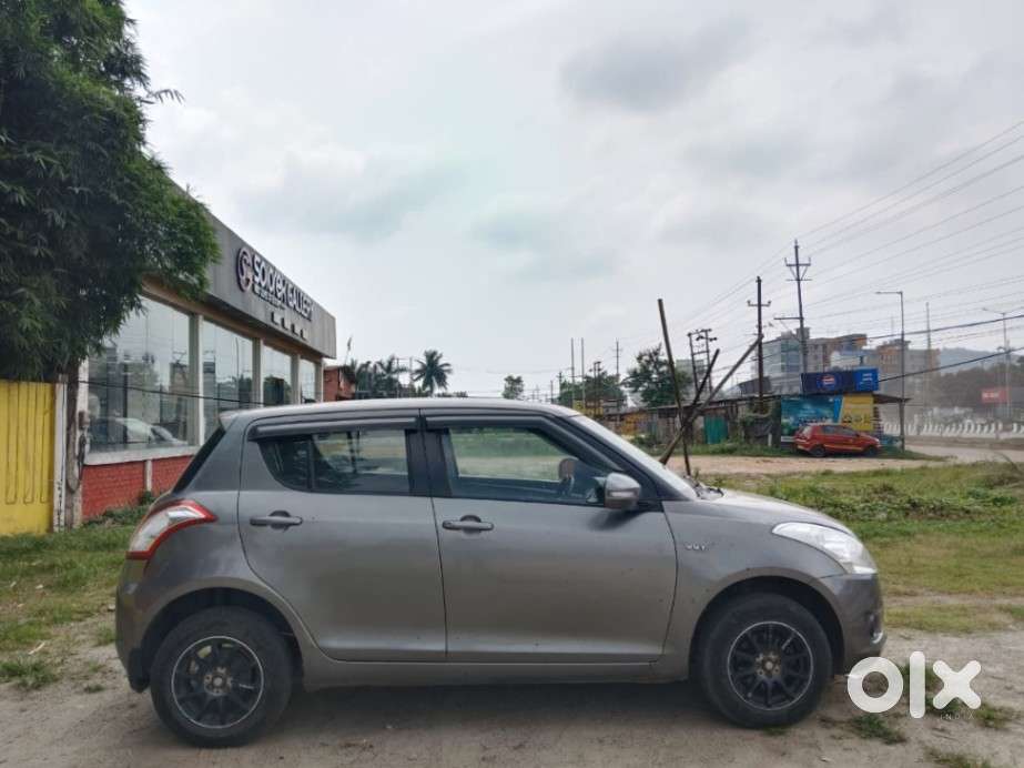 Maruti Suzuki Swift Vxi, 2014, Petrol