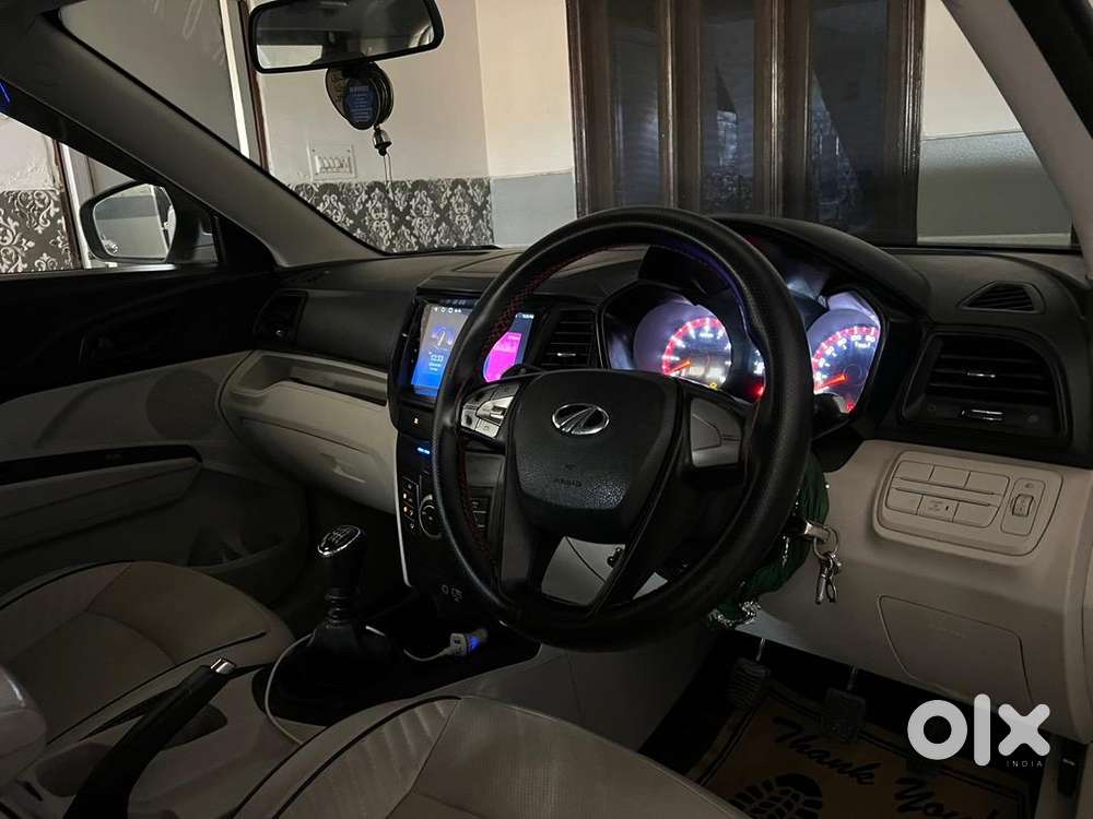 Mahindra Xuv300 2022 Petrol Well Maintained