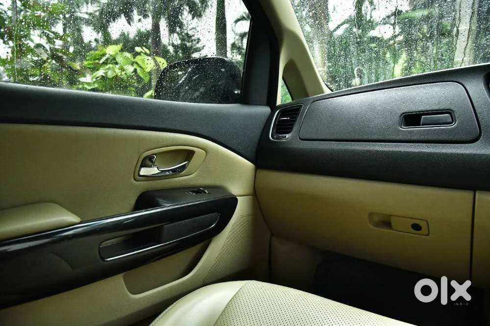 Kia Carnival Prestige, 2020, Diesel