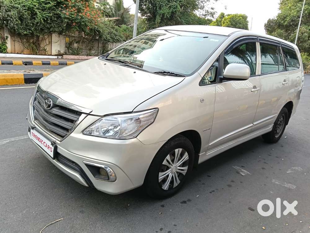 Toyota Innova 2.5 G (diesel) 8 Seater Bs Iv, 2014, Diesel