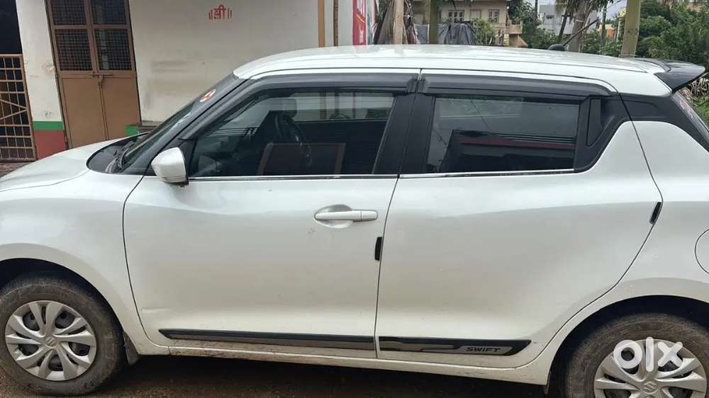 Maruti Suzuki Swift 2023 Petrol 60000 Km Driven