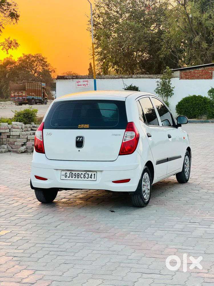 Hyundai I10 Magna 1.1l, 2015, Cng & Hybrids