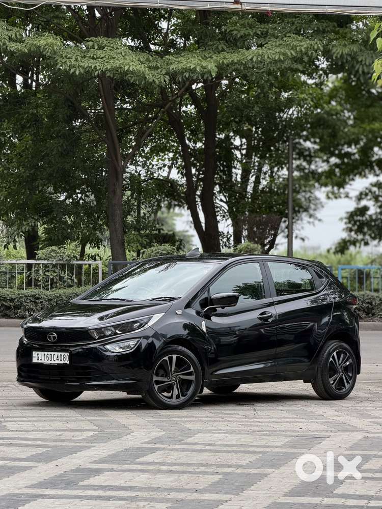 Tata Altroz 1.2 Xz Plus Dark Edition, 2021, Petrol
