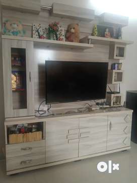 Second hand tv stand shop olx