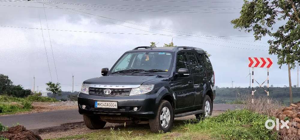 Tata Safari Storme 2017