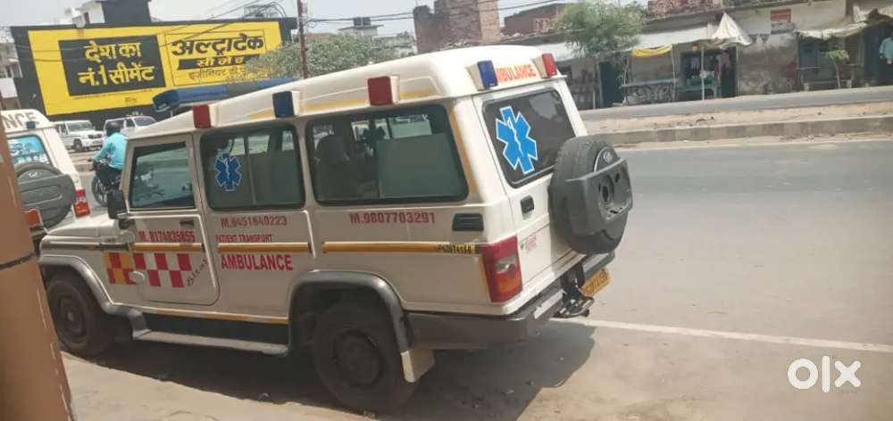 महिंद्रा बोलेरो एम्बुलेंस