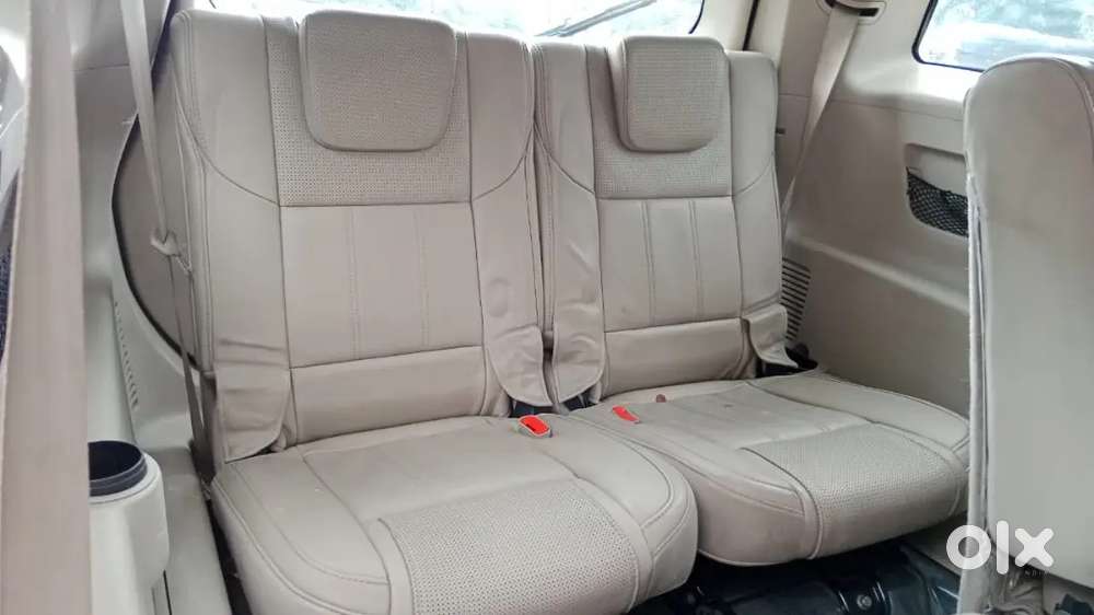 Mahindra Xuv500 2015 Diesel 125000 Km Driven