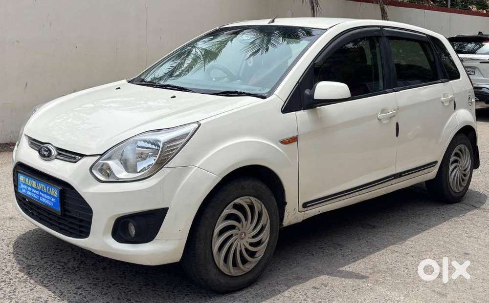 Ford Figo 2010-2012 Diesel Zxi, 2012, Diesel