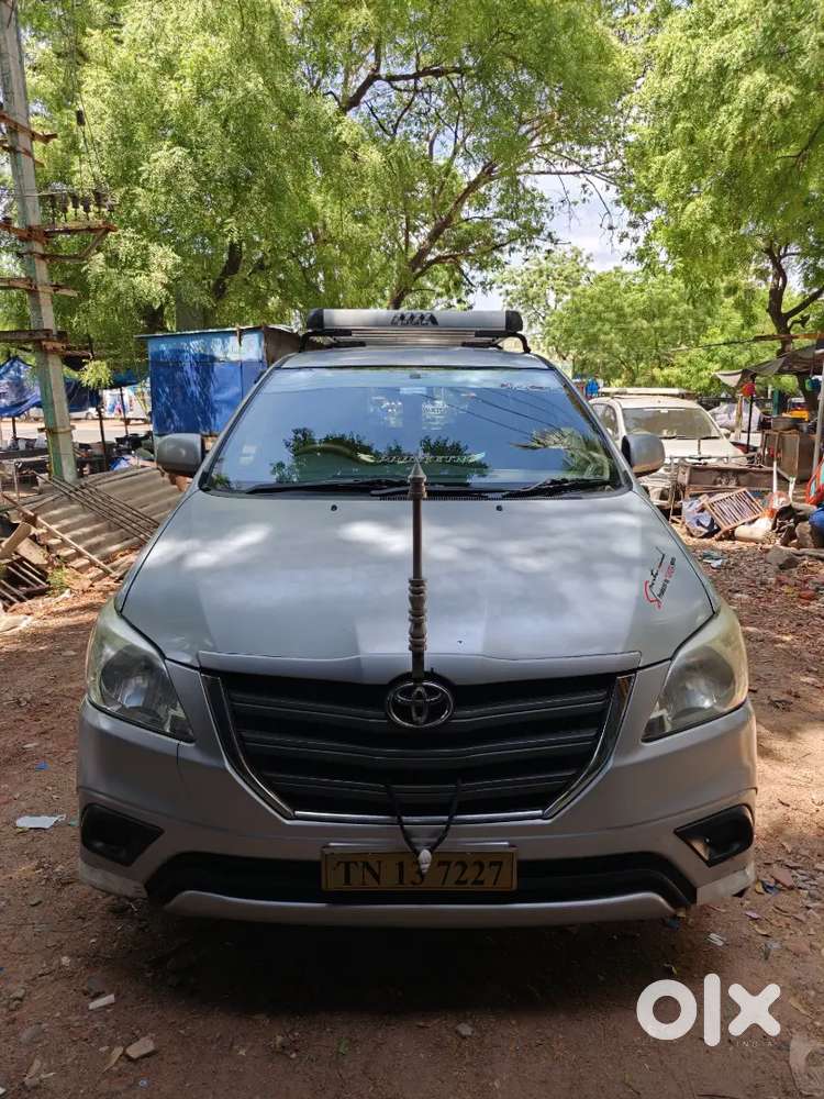 Toyota Innova 2014 Diesel Well Maintained