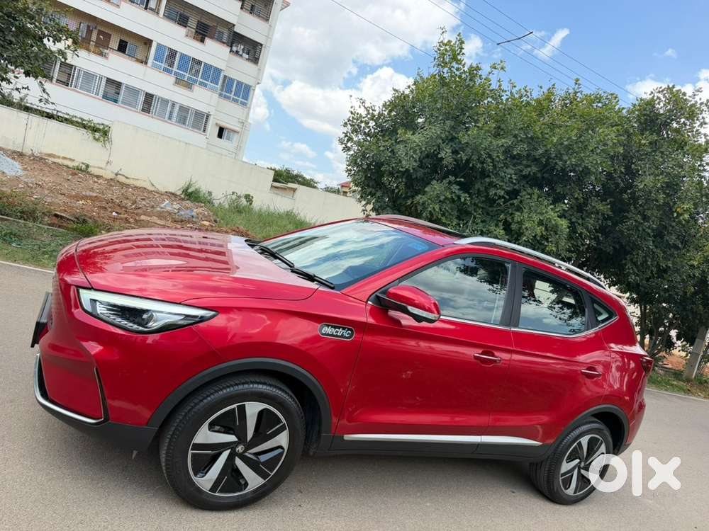 Mg Zs Ev 2025 3500 Km Driven