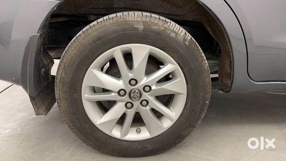 Toyota Innova Crysta 2.4 V 8 Str, 2018, Diesel
