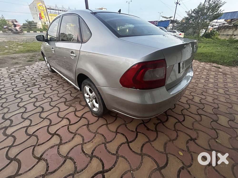 Skoda Rapid 1.6 Mpi Ambition, 2012, Diesel