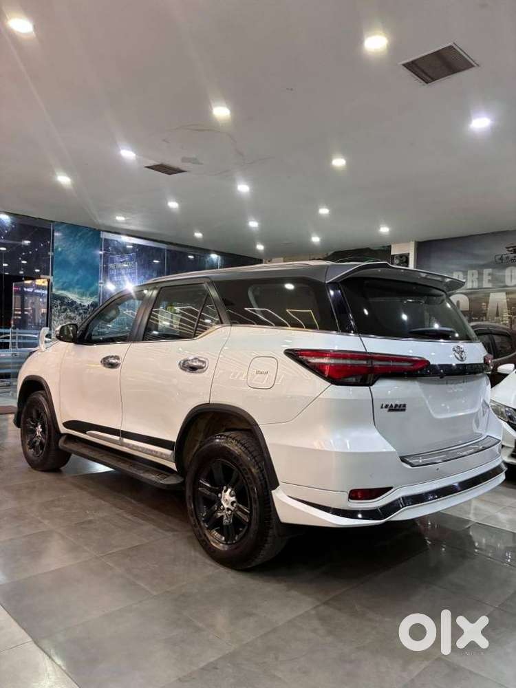 Toyota Fortuner Leader Edition (at), 2025, Diesel