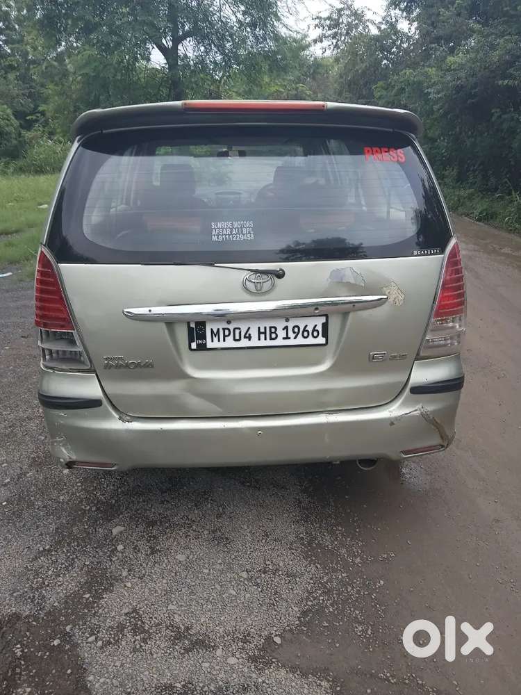 Toyota Innova Hycross 2006 Hybrid Manual
