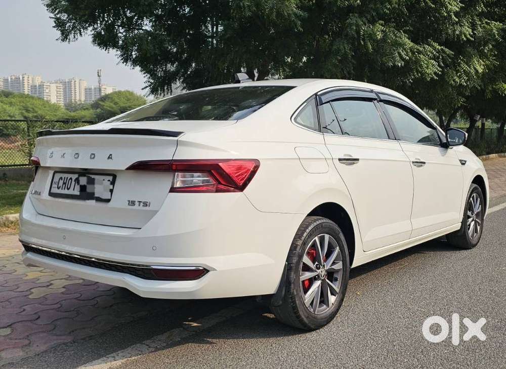 Skoda Slavia Style 1.5l Tsi Mt, 2022, Petrol