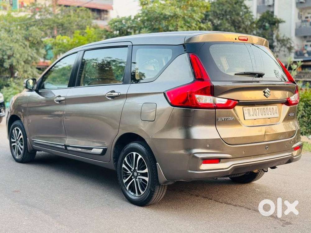 Maruti Suzuki Ertiga Zxi Shvs, 2023, Petrol