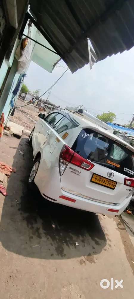 Toyota Innova Crysta 2017