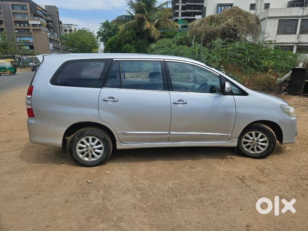Toyota Innova 2.0 V 2013 Diesel