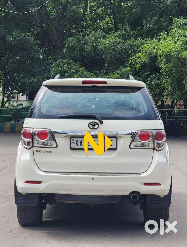 Toyota Fortuner [2021-ongoing] 2.8 2wd Diesel Mt, 2012, Diesel