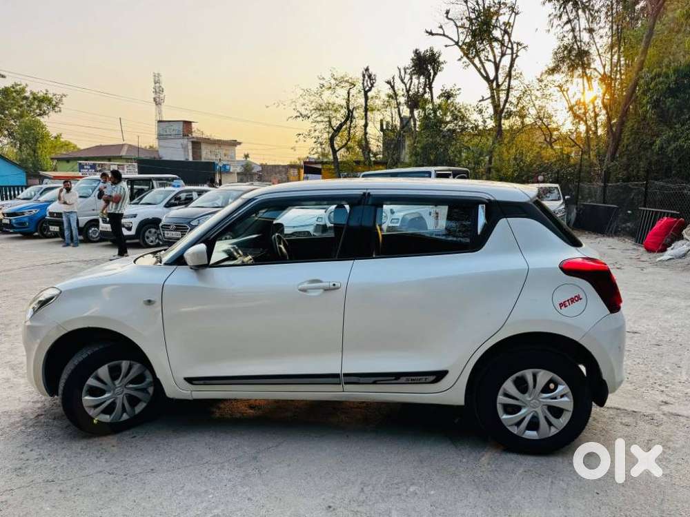 Maruti Suzuki Swift Lxi Option, 2022, Petrol