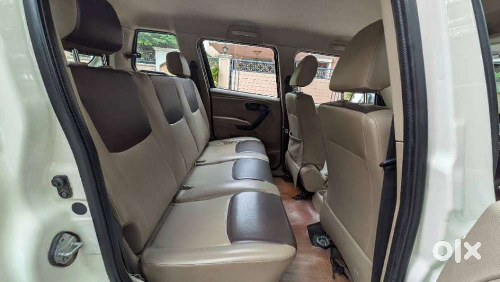 Mahindra Tuv 300 T8, 2019, Diesel