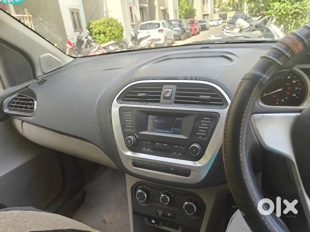Tata Tiago 2016 Cng+ Petrol 86000 Km Driven