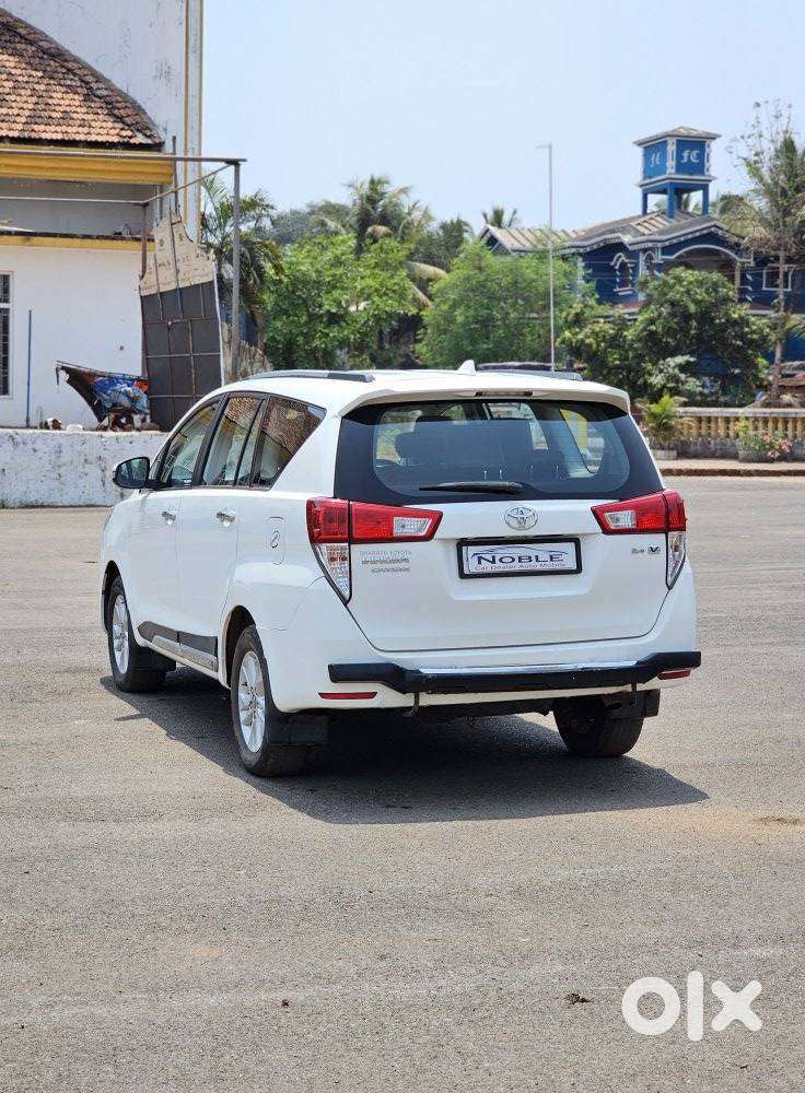 Toyota Innova Crysta 2.4 V 8 Str, 2018, Diesel