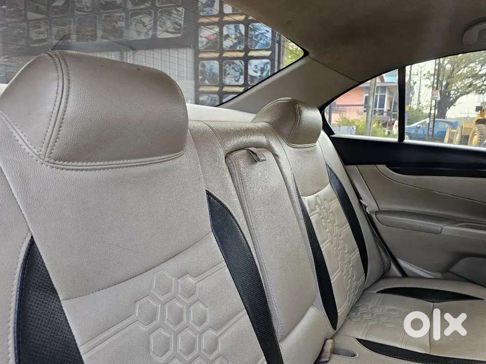 Maruti Suzuki Ciaz 2015vxi