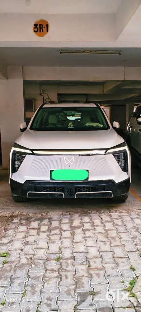 Mahindra Xev Electric 2026