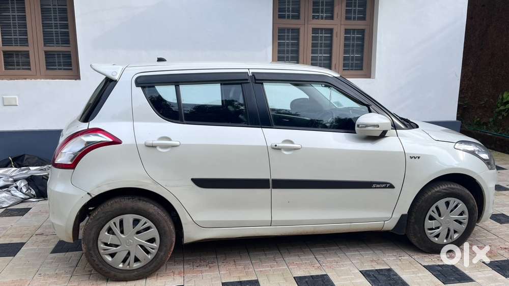 Swift 2016 Maruti Petrol