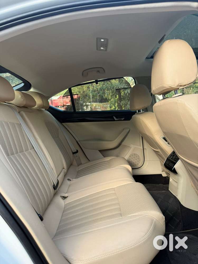 Skoda Superb Lk 1.8 Tsi At, 2017, Petrol