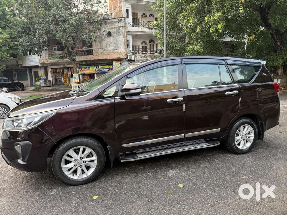 Toyota Innova Crysta 2.4 G Mt 8s, 2020, Diesel