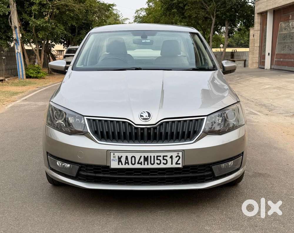 Skoda Rapid 1.6 Mpi At Style, 2018, Petrol