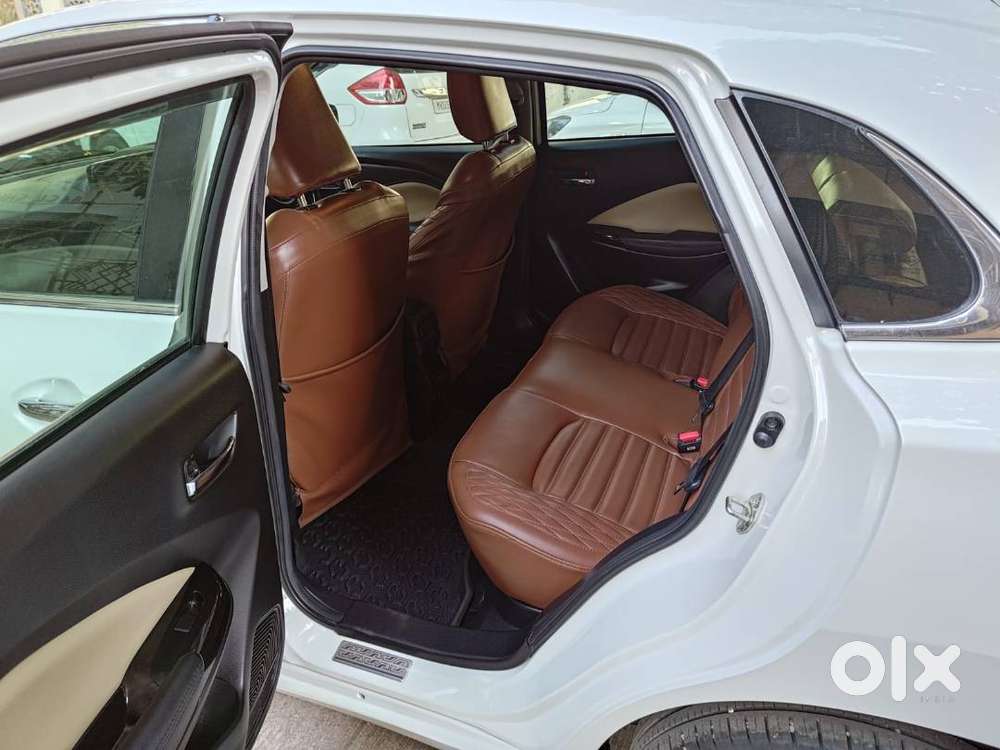 Toyota Glanza 2025 V Mt Petrol Opt Hybrid Just Run 9600 Kms