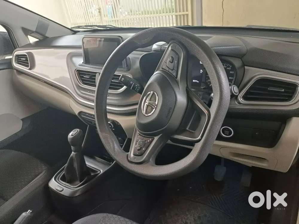 Brokers Stay Away Please. Tata Altroz 1.5 Xt 2023 Diesel Manual