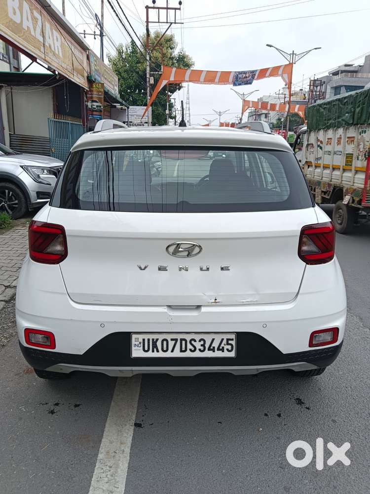 Hyundai Venue 1.2 S (o), 2020, Petrol