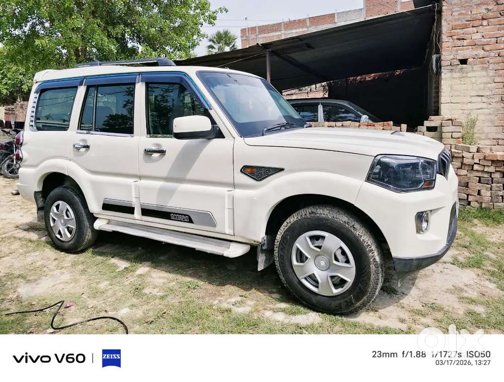 Mahindra Scorpio 2016 Diesel Well Maintained