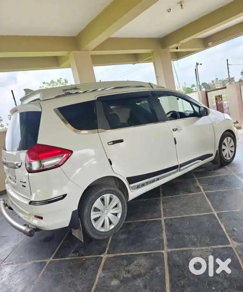 Maruti Suzuki Ertiga 2013 Diesel 93000 Km Driven