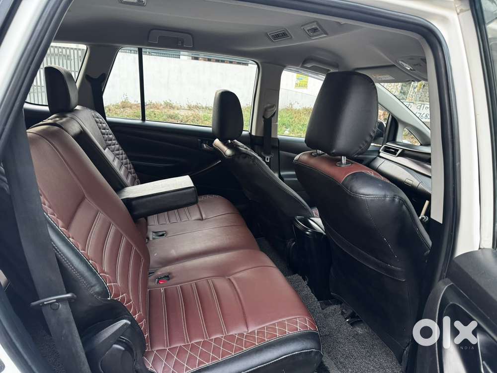Toyota Innova Crysta 2.4 G Mt 7 Str, 2020, Diesel