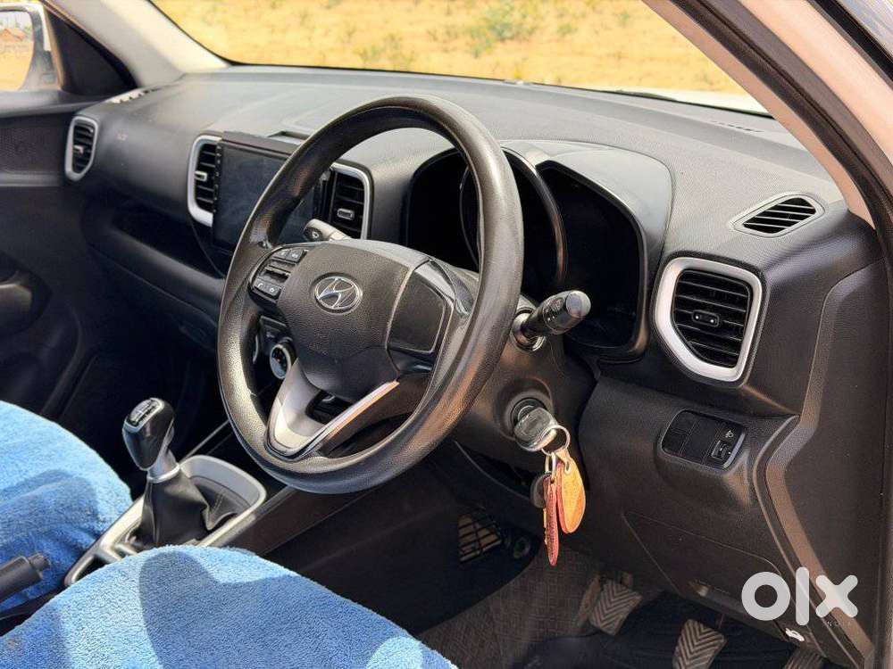 Hyundai Venue S Turbo, 2020, Petrol