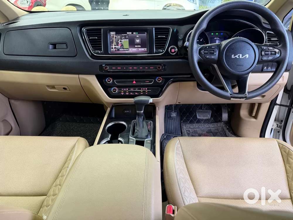 Kia Carnival Limousine, 2021, Diesel