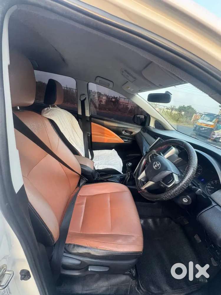 Toyota Innova Crysta 2.4 2019