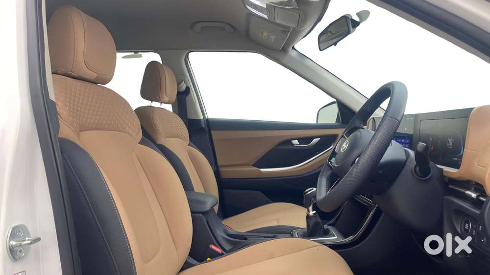 Hyundai Alcazar 1.5 Mt Executive 7s, 2024, Petrol