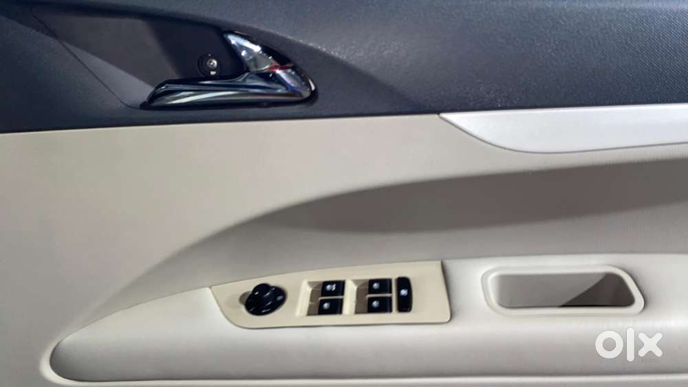 Mahindra Marazzo M8 8str, 2019, Diesel