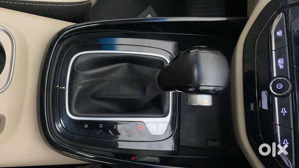 Mg Hector Sharp At, 2022, Petrol