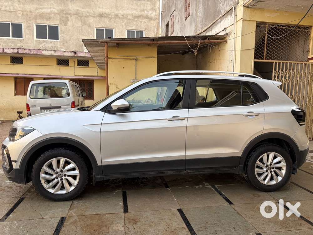 Volkswagen Taigun 1.0 Tsi Highline Automatic Complete Showroom Track